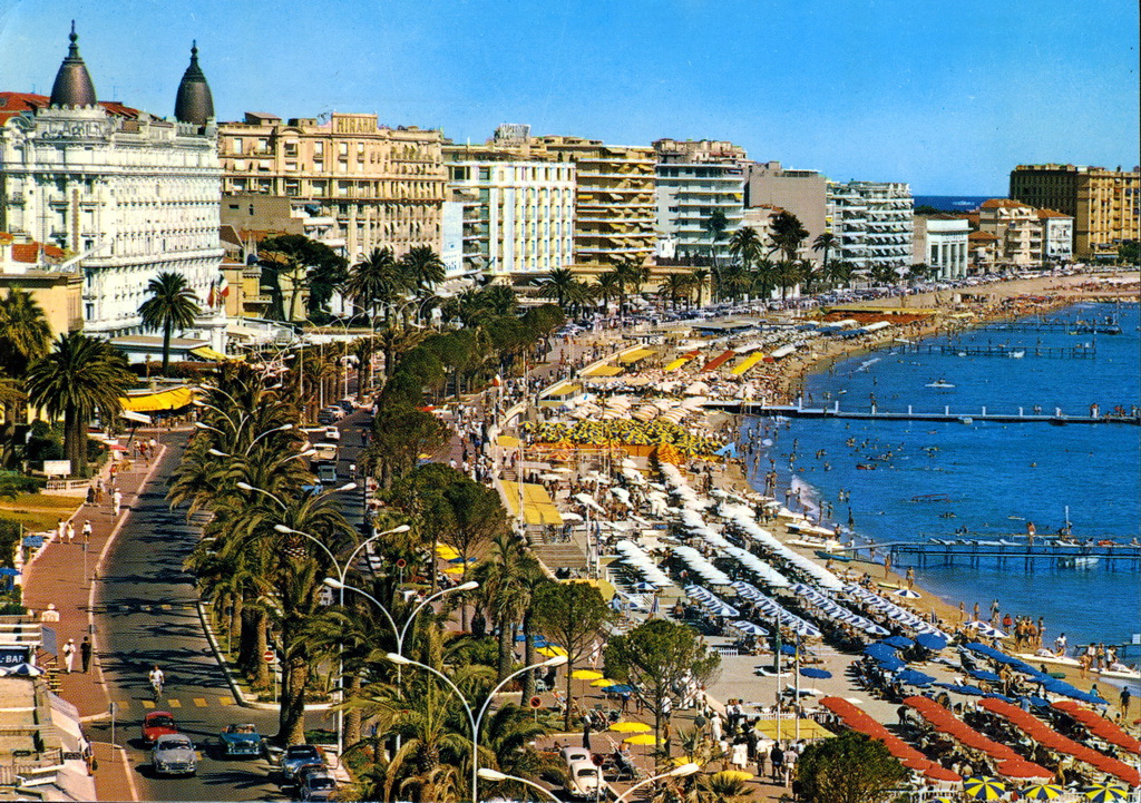 C�te d'Azur CANNES La Croisette